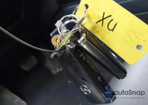 2020 Mazda Cx-30 Preferred Package z USA, uszkodzony, nr VIN 3MVDMBDL5LM110712